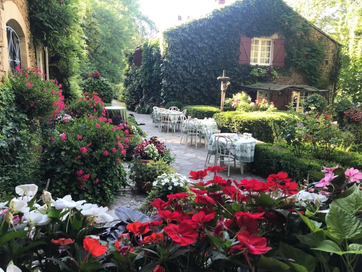 Bed & Breakfast Le Moulin Neuf Saint-Alvère Eksteriør bilde